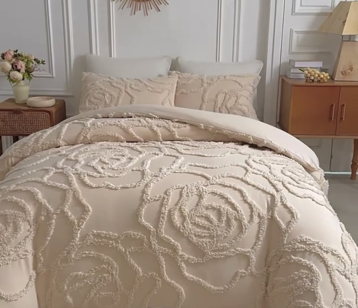 Parure de Lit Fleurs Texturées 3D – Housse de Couette + Taies